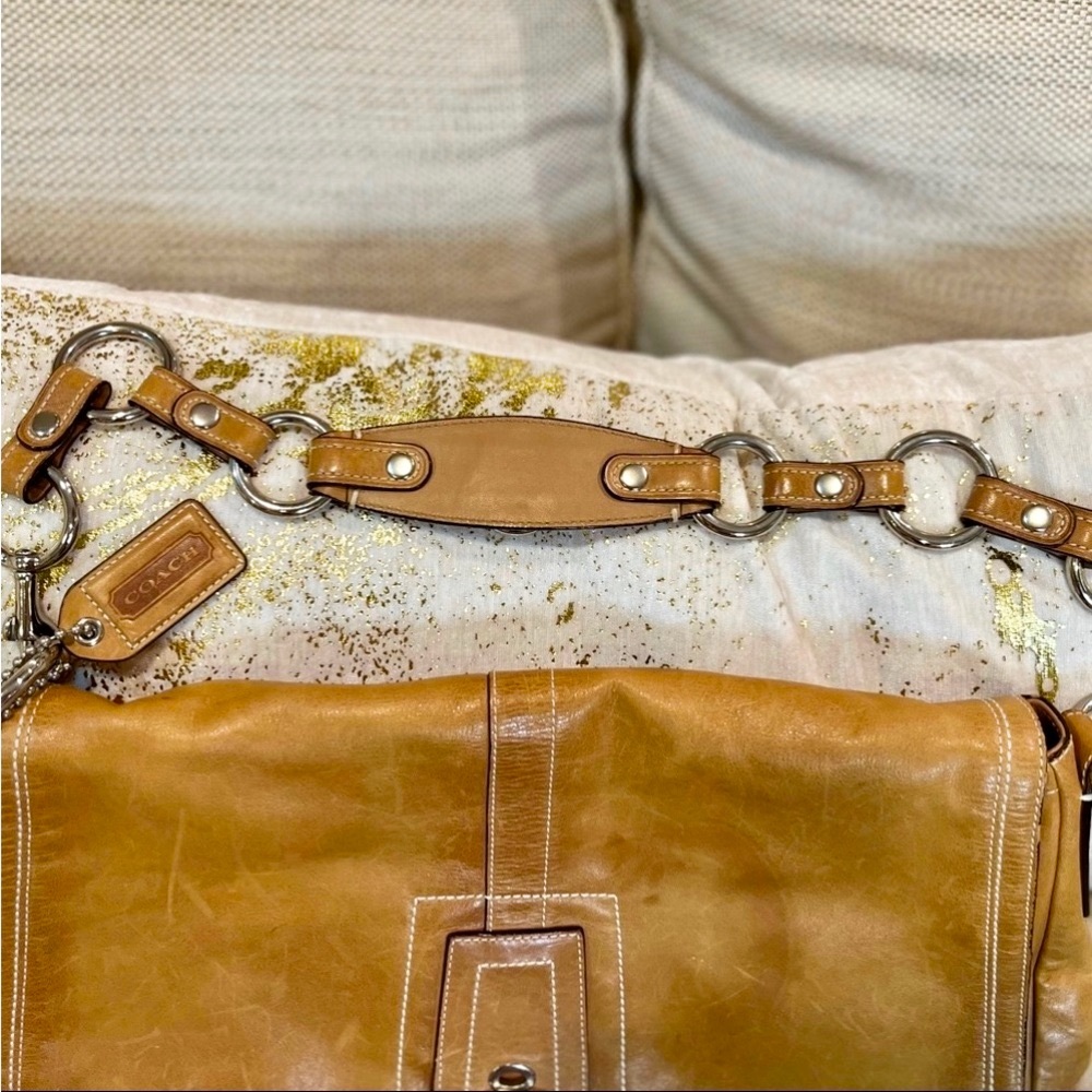 Coach Vintage Soho Hobo Buckle Flap Business Leather Shoulder Bag L0682-10582 - Picture 11 of 16